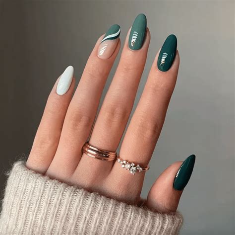 green nail polish ideas.